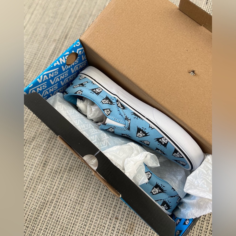 NWT Vans x Aquabats Super Shoes M 10